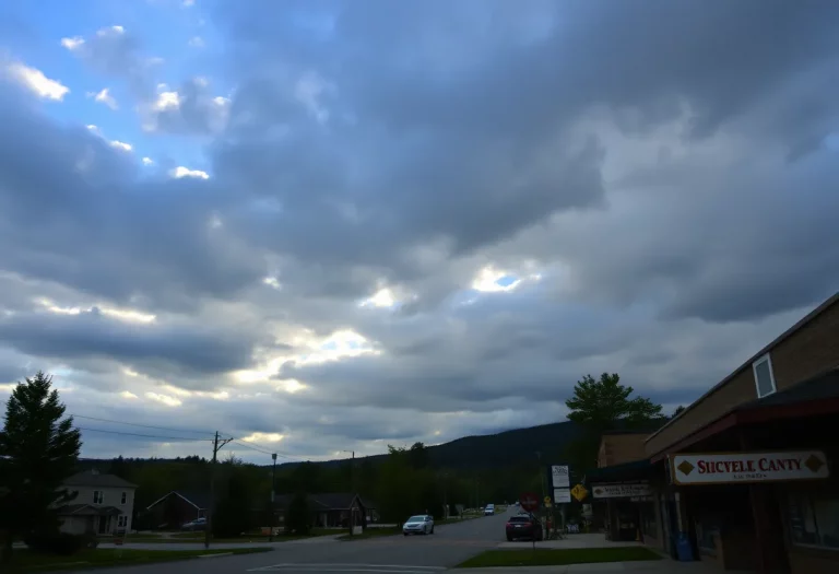 Cloudy weather in Lincoln County with local community sights